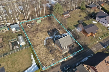 Zeme Baložos, 1019 m2