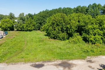 Rūpnieciskās apbūves zemes gabals Rīgā